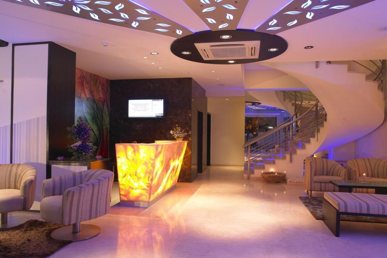 Blu Petal - A Business Hotel Bengaluru Zewnętrze zdjęcie