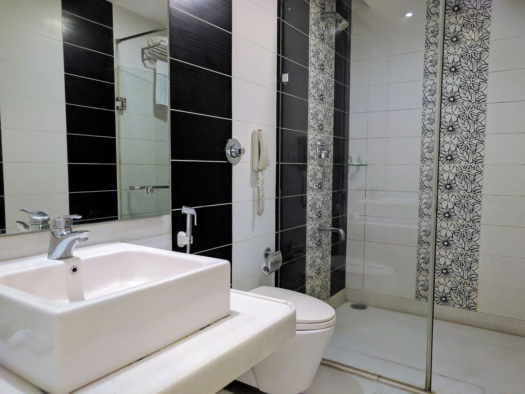 Blu Petal - A Business Hotel Bengaluru Zewnętrze zdjęcie