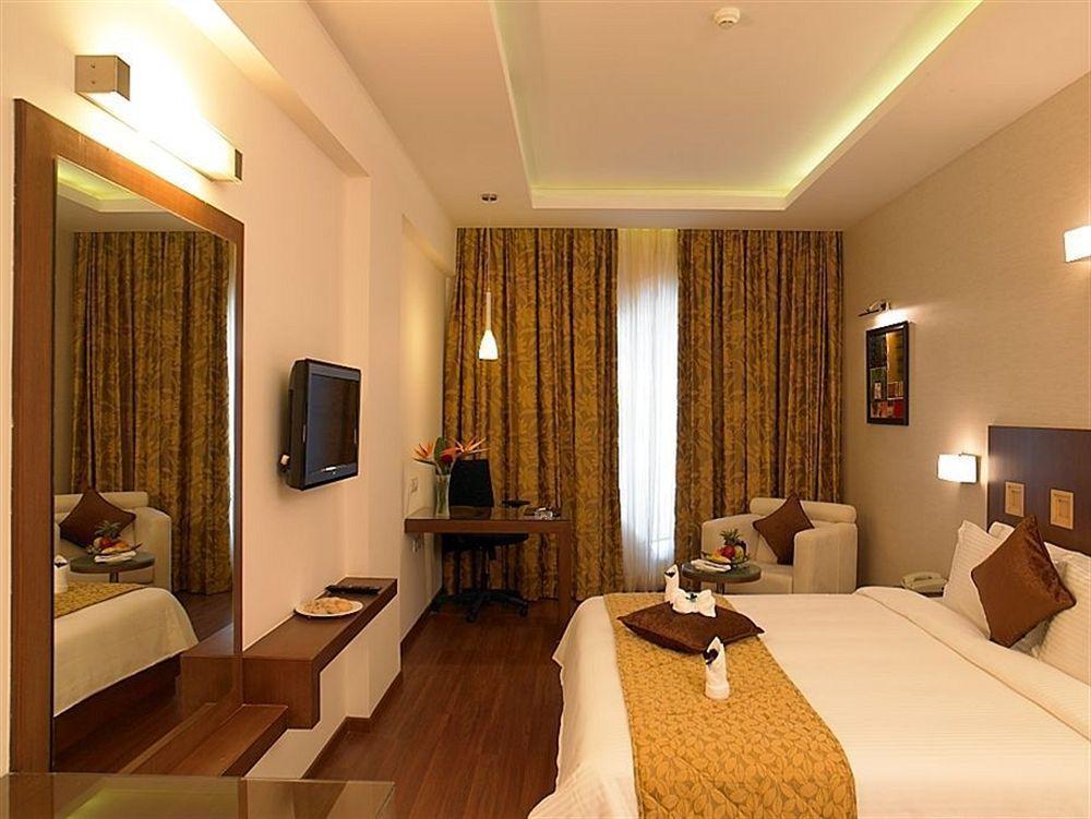 Blu Petal - A Business Hotel Bengaluru Zewnętrze zdjęcie