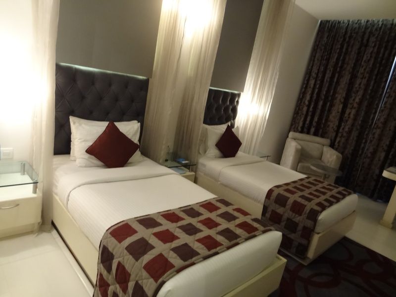 Blu Petal - A Business Hotel Bengaluru Zewnętrze zdjęcie