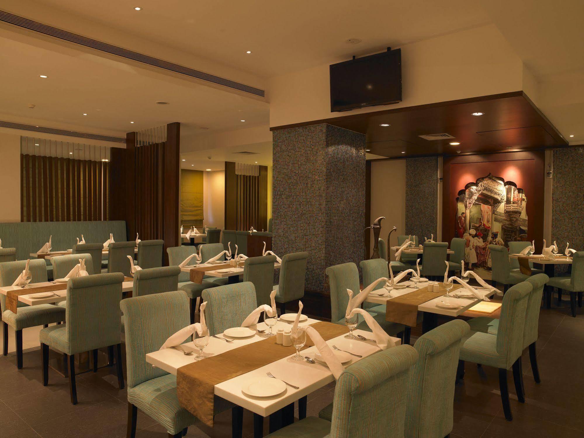 Blu Petal - A Business Hotel Bengaluru Zewnętrze zdjęcie