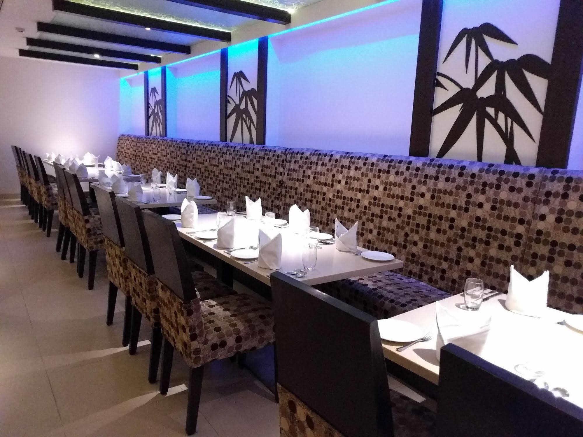 Blu Petal - A Business Hotel Bengaluru Zewnętrze zdjęcie