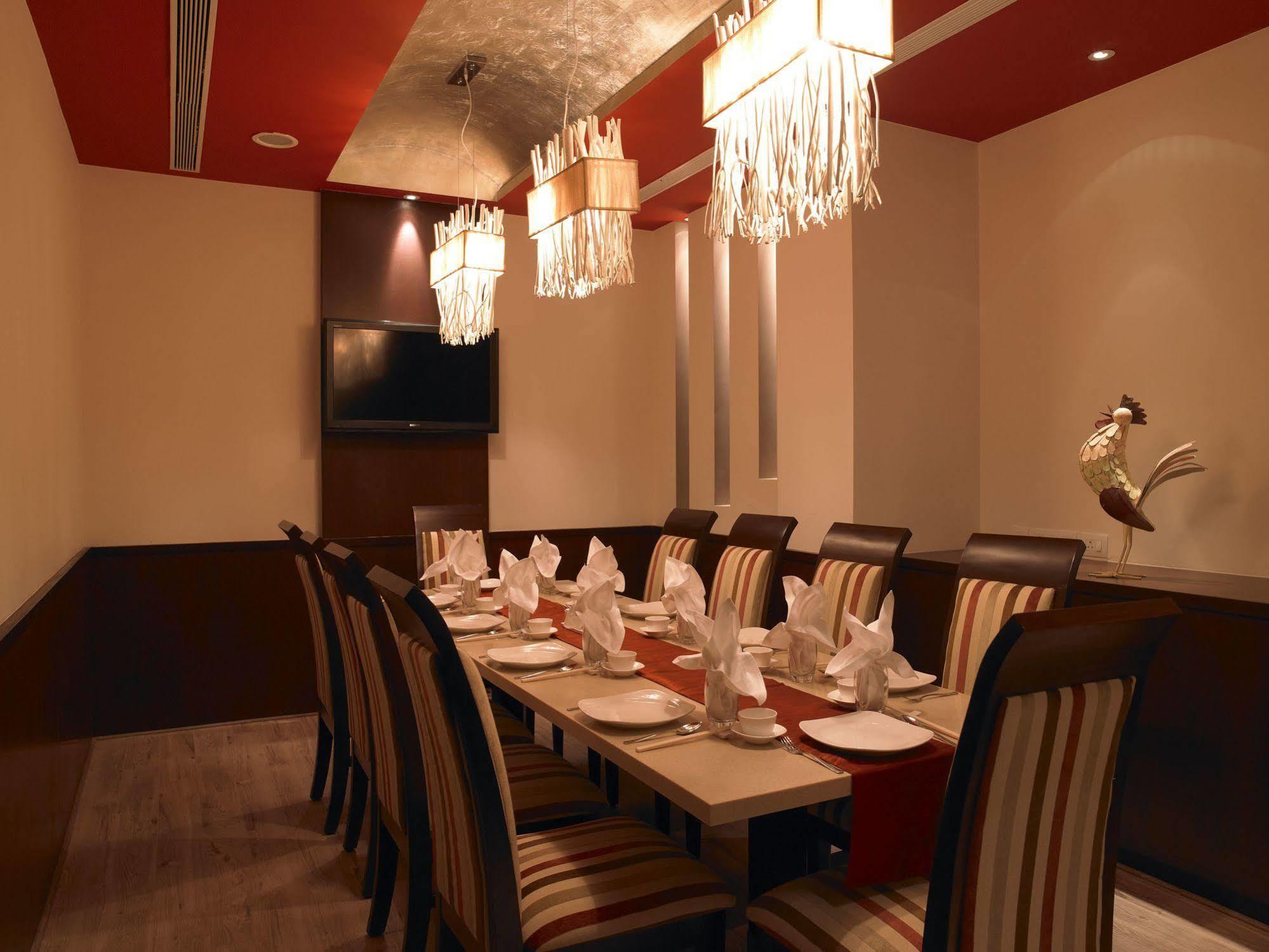 Blu Petal - A Business Hotel Bengaluru Zewnętrze zdjęcie